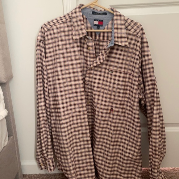 Tommy Hilfiger button down shirt - Picture 1 of 3